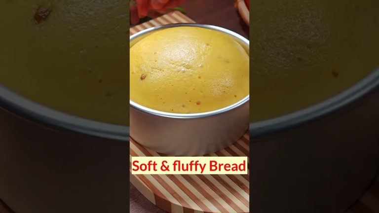 Homemade Soft and Fluffy Bread recipe|Easy bread making at home|বাড়িতে বানানো রুটি#shorts#bread
