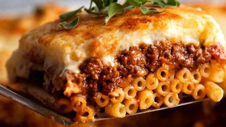 Pastitsio – Greek pasta bake