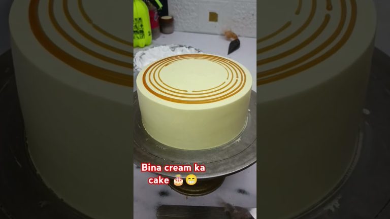 Less cream cake 🤤🎂 #cake #cakedecorating #cakerecipe #recipe #food #shorts #birthday