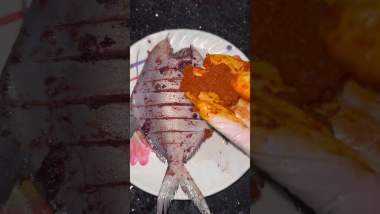 Tatacha Maan ❤️ #seafood #pomfret #fishlover #surmaifishfry #rexxa