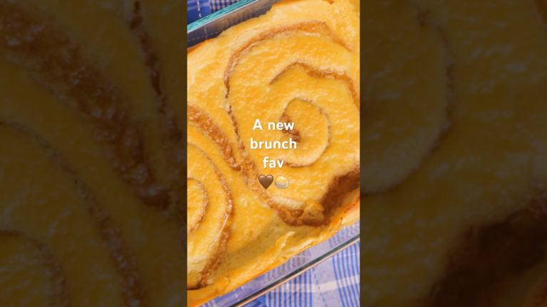 A new way to cinnamon roll! 🤎 Full recipe in description!