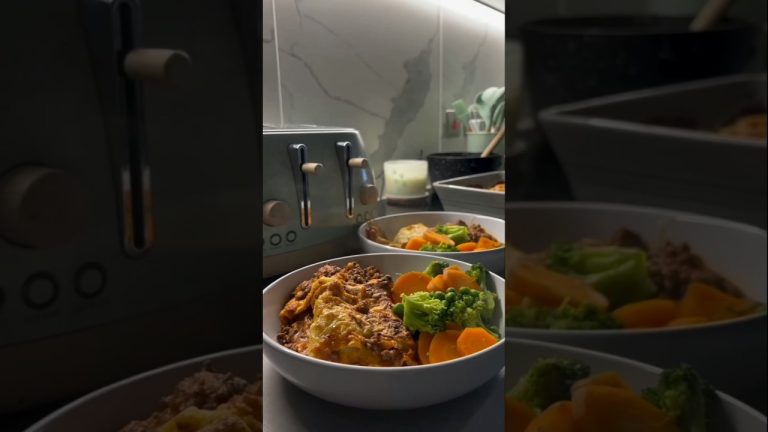 Let's cook lasagna #today #yummy #easyrecipe #homemade #food #everyone #happy #youtuber #reel #for