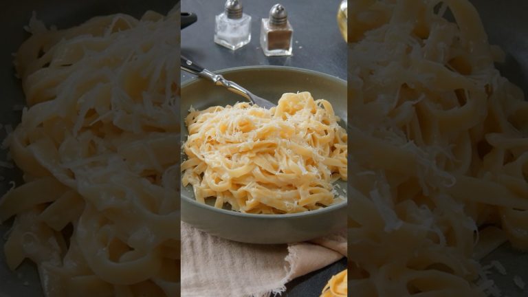 Blitzrezept: Alfredo-Tagliatelle mit 4 Zutaten ⚡️🍝⏰ #shorts
