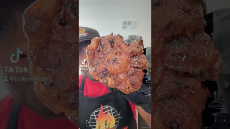 LET ME SHOW YOU HOW TO SMOKE SOME OXTAILS🔥#howtobbq #beef #oxtails #recipe #fy #grilling