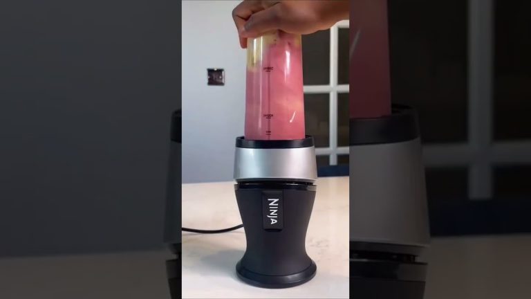 Flat belly DETOX smoothie recipe🥤 click the link in my profile #smoothierecipes #shorts