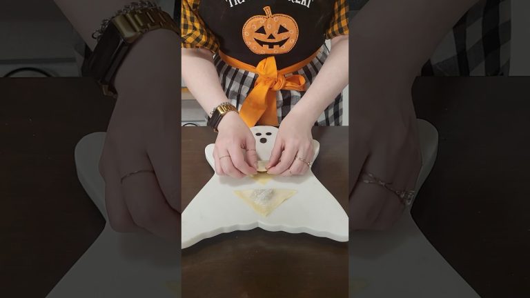 Very scary pumpkin pasta 👻