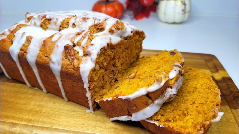 super moist pumpkin bread | recipe