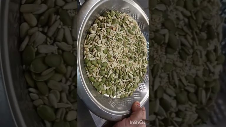 Mix seeds smoothie for glowing skin healthy hair healthy body, sharp eyes #smoothie #viral #like🤤😋🥤🔔