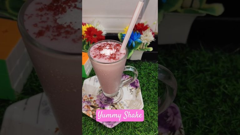 Red ❤Velvet Shake 😍So Unique Must Try #Street Style Shake🍹#Shorts #Viral #Ytshort #Shortfeed