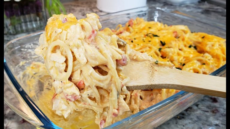 CHICKEN SPAGHETTI | Quarantine Cooking | CHEESY PASTA RECIPE