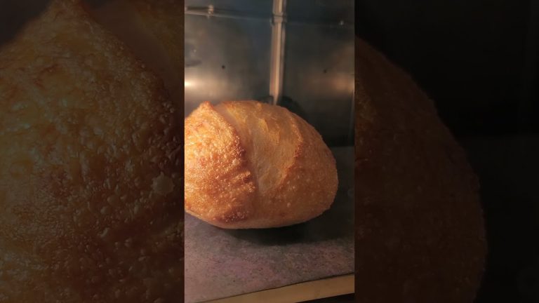 sourdough #sourdoughbread #baking #homemadebread #bread #sourdough #food #cook