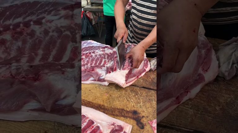 Meat cutting best tools How does a butcher cut meat #viralshorts #shorts