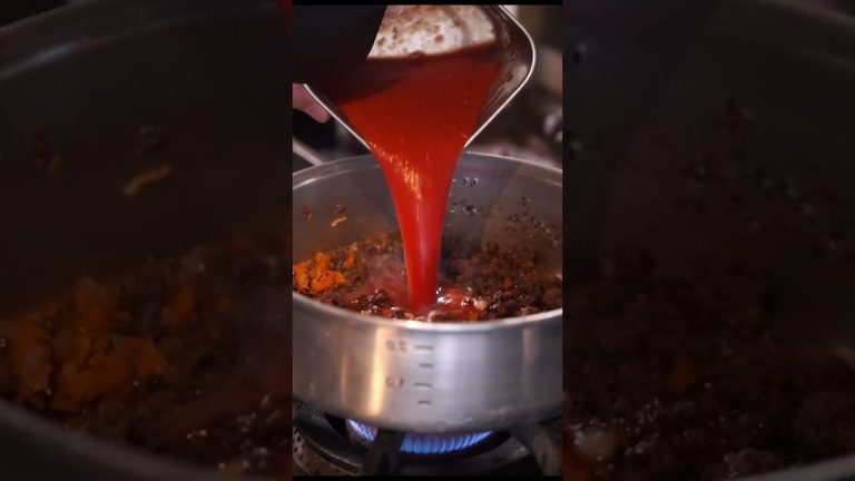 シェフが教えるボロネーゼパスタの作り方　#ボロネーゼ #パスタ