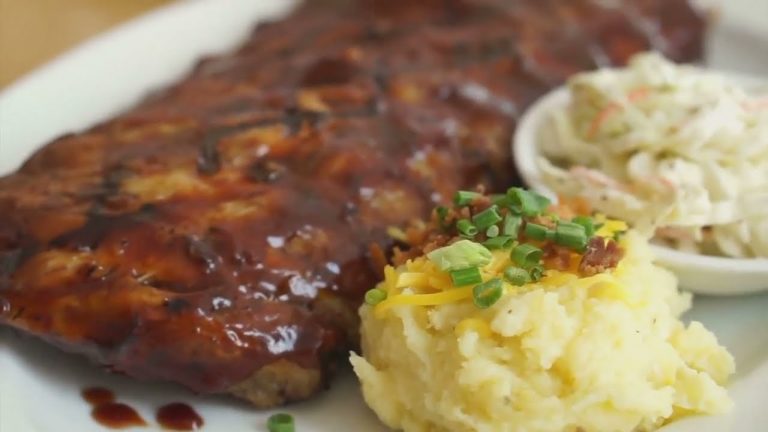 Ultimate BBQ Spare Ribs Recipe: Dry Rub with homemade sauce