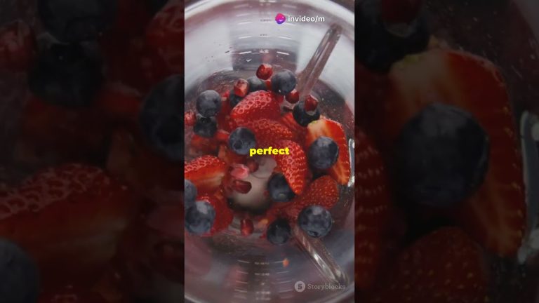 🍇🍓Berry Blast Smoothie: Sip into a Refreshing Delight! 🌟🥤