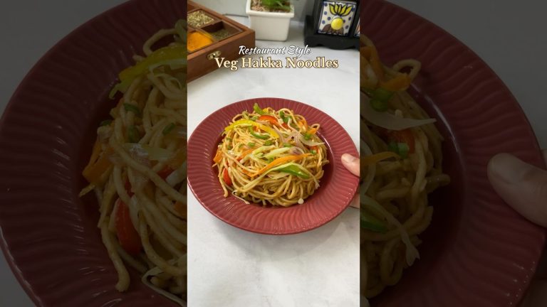 Veg Hakka Noodles #ilovedesichinese #chingssecret #noodles#viralreels #recipe #cooking #yt