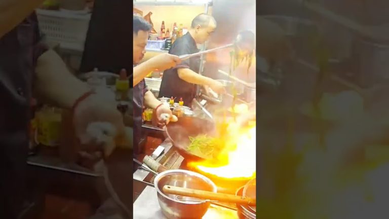 #food #sushii #seafood #sushistyle #seafoodrecipes #sushi #fish #sushisashimi