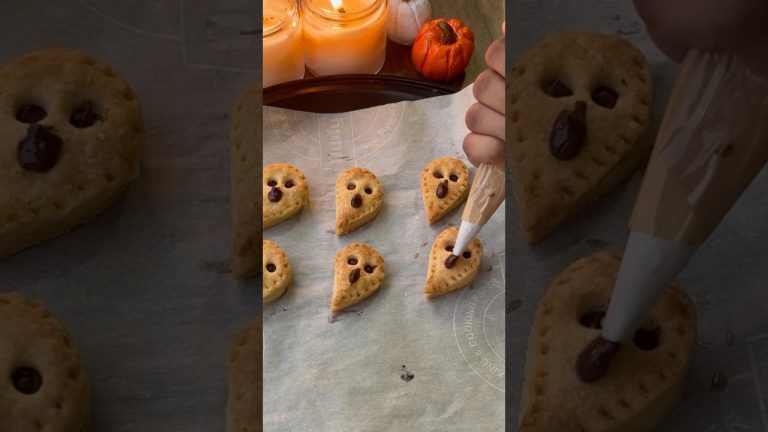 Boo!!👻 #shorts #cooking #youtubeshorts #halloween #spookyseason #beetlejuice #snacks