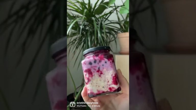 Overnight oats in a jam jar 😍 #zerowaste #vegan #lessismore #lifehacks #yummy