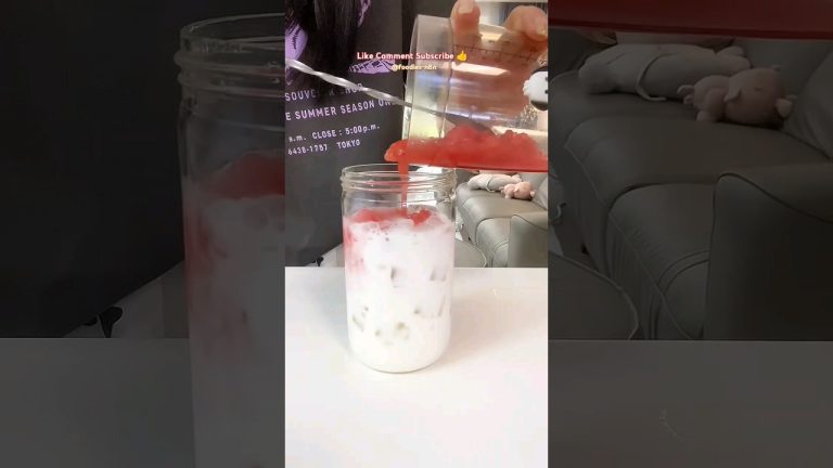 Refreshing watermelon juice recipe #shorth #asmr #cooking #foodie #food #fruitjuice #satisfying