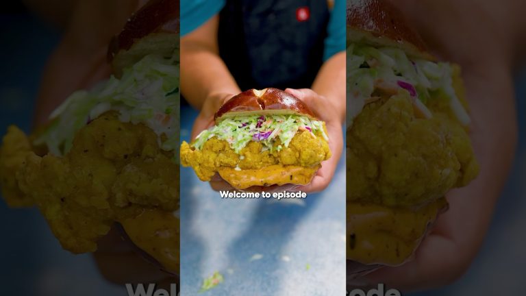 Chili Abdo Chicken Sando #shorts #friedchicken