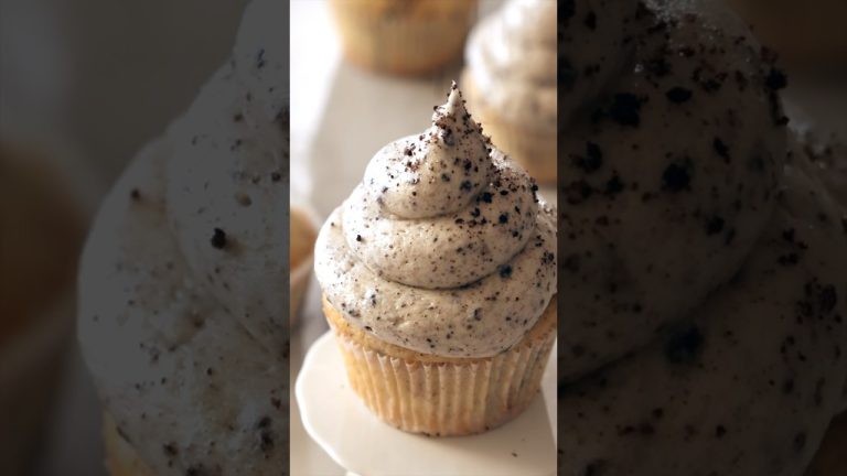 Melt-in-your-mouth Oreo Cupcakes