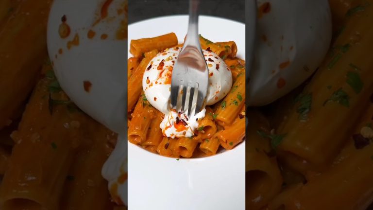 Pasta Lovers Rejoice With This Creamy Masterpiece!