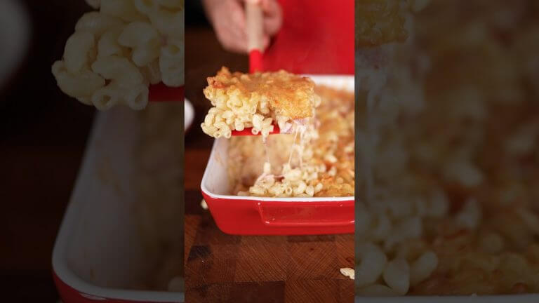 The French are going crazy over this easy gratin ! #worldpastaday #shorts