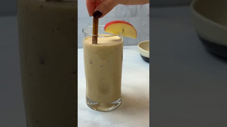 Apple pie high protein smoothie/milkshake. Frozen fruit next time. #healthyrecipes