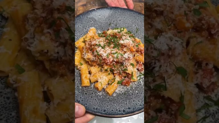 Bolognese 🇮🇹🥫 #shorts #bolognese #trending