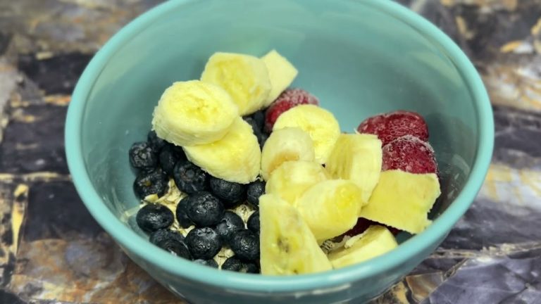 Discover the POWER of Blueberry Oats Smoothie for a Healthier You! | Weight loss Smoothie