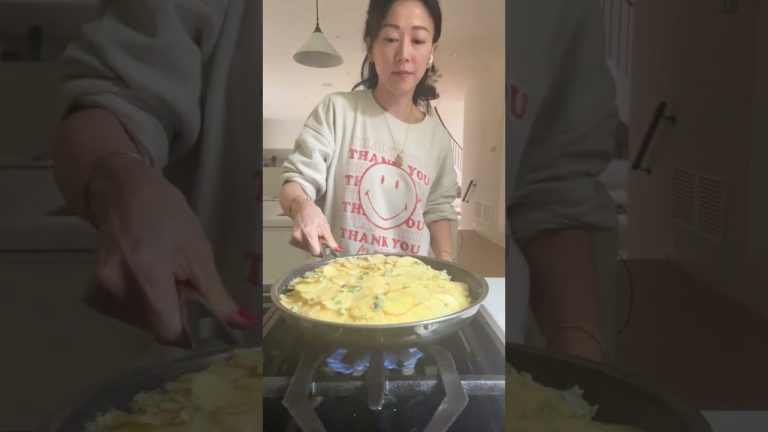 POMMES ANNA (POTATO ANNA) WITH GARLIC HERB BUTTER