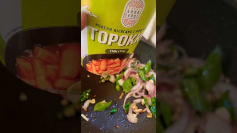 කෑවද බං😁😁like කරන් යන්න පැටියෝ..Korean rice cake#food #cooking #srilankanfoodie #viralvideo #short