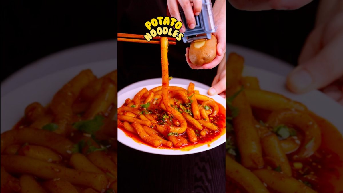 Spicy chilli potato noodles better than pasta #noodles #food #recipe #shortsvideo #youtubeshorts