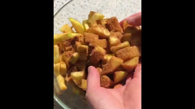 Apple strudel with cinnamon and ice cream #dessert #baking #cooking