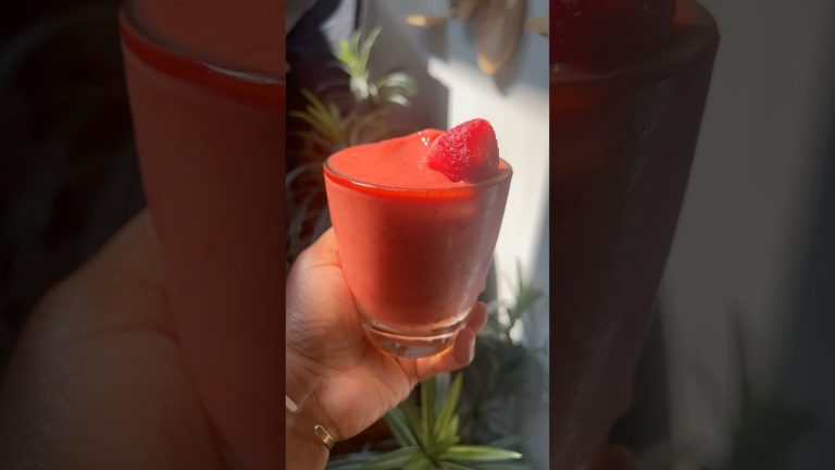 PLANT BASED STRAWBERRY DELIGHT ♥️🍓🍒 #youtubeshorts #food #yummy #recipe #vegan #health #God