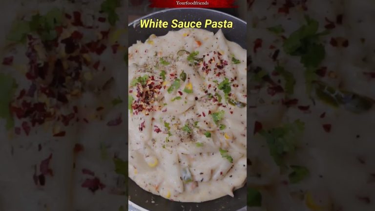 Creamy And Cheesy White Sauce Pasta ✨😋 Easy Recipe 😍 #ytshorts #food #shorts