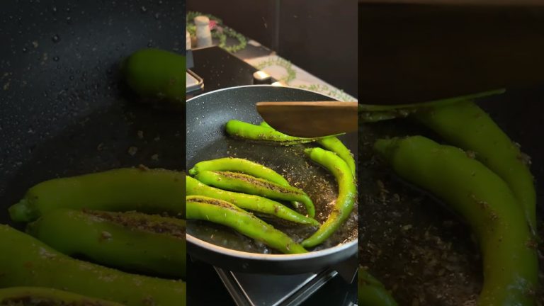 Amchur Vaali Mirchi 🌶️💚 #mirchi #mirchikaachar #mirchirecipe #dinner #lunchrecipe #achar #recipe