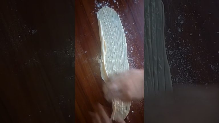 Famous Lacha Paratha Recipe #viralvideo #myfoodchannel #cookingrecipes #recipe #food #cookingideas