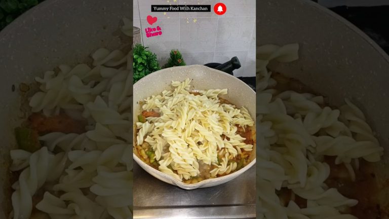 #Red❤️Sauce Pasta 😋#healthy#food#easy#veg#recipe#tasty#ytshorts#macroni#shorts#breakfastrecipe#pasta