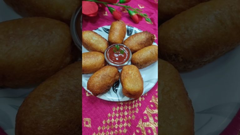 Trending recipe of bread roll #shorts #crispy #recipe #bread #smosa #snacks #viralvideo #easyrecipe