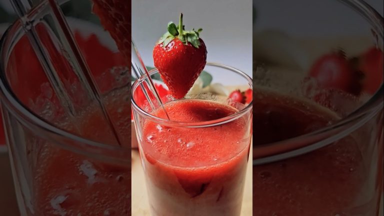 3-Ingredient Strawberry Smoothie 🍓 Easy & Delicious #shorts