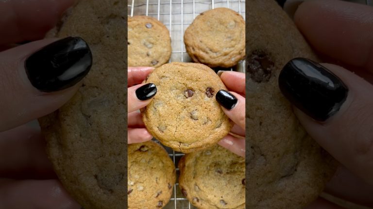 Recreating Claire Saffitz’s, chocolate chip cookies #chocolatechipcookies #easyrecipe #baking #food