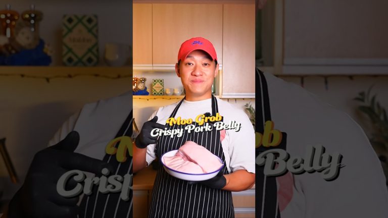 Happy Loykratong! 🇹🇭❤️ #foodshorts #asmr #cooking #thaifood #porkbelly #crispy #food