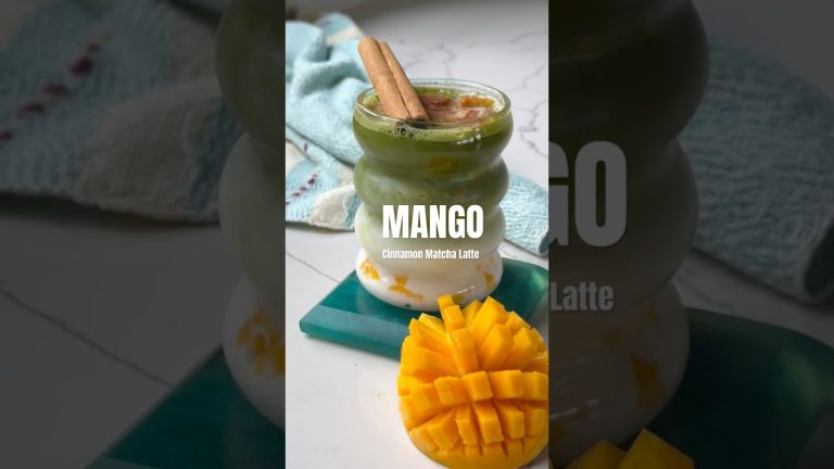 The best Mango Matcha Latte #matcha #drinks #wellness #shorts
