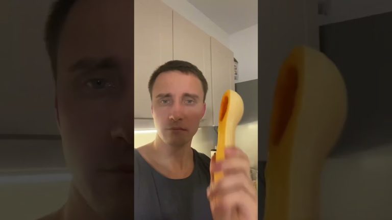 Don’t throw away your pumpkin after Halloween😉