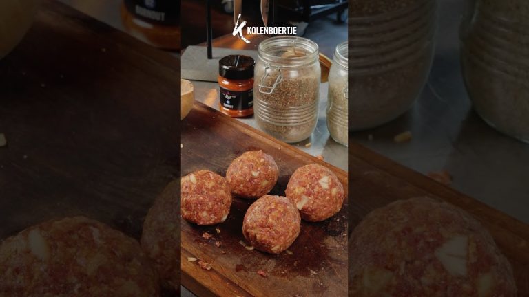 Broodje BBQ-Bal met home-made pindasaus! 🤩🔥 | Kolenboertje