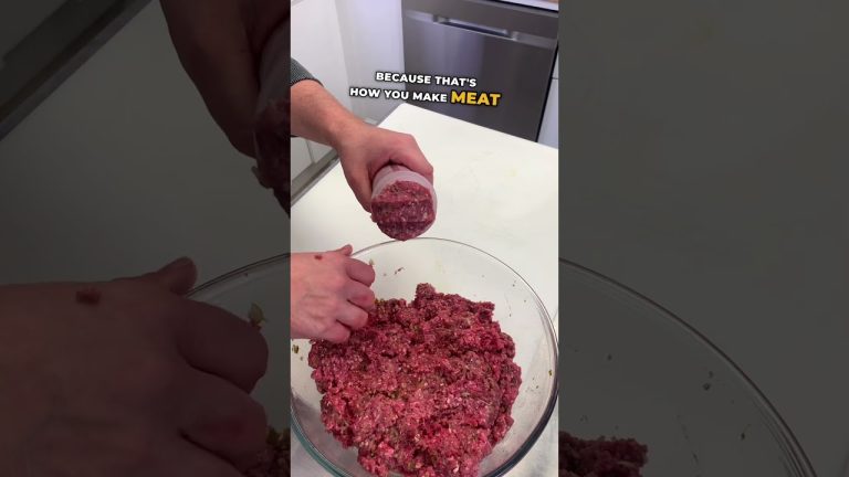 BREAD AND BUTTER PICKLE JERKY!!! #jerky #snacktok #beefjerky #breadandbutter #pickle #yummy #tasty