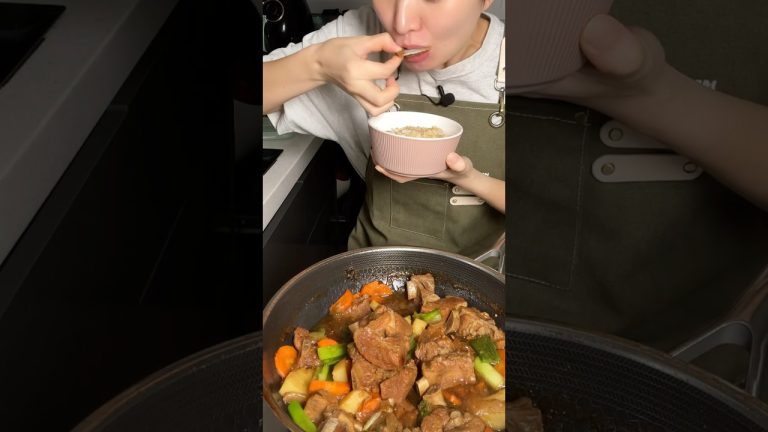 돼지갈비찜(Galbijjim)🍖