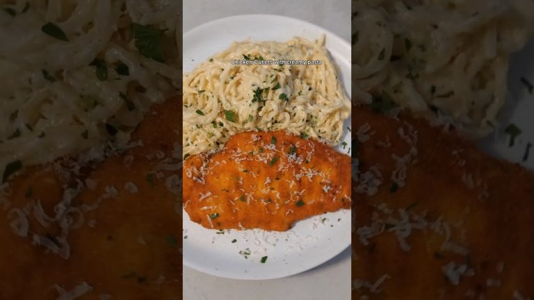 Chicken cutlets with creamy pasta😋#shorts
